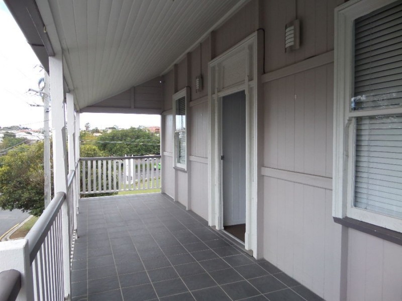 10 Guildford Street, Kelvin Grove QLD 4059