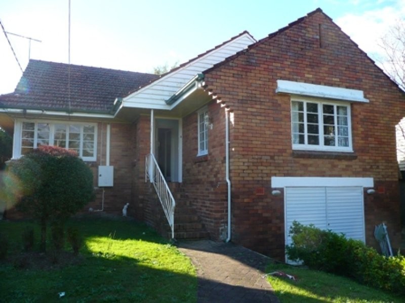 37 Howard Street, Grange QLD 4051