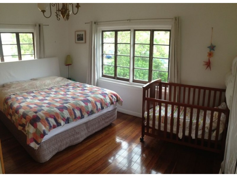 37 Howard Street, Grange QLD 4051