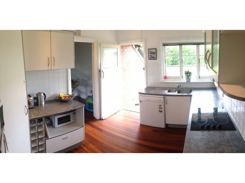 37 Howard Street, Grange QLD 4051