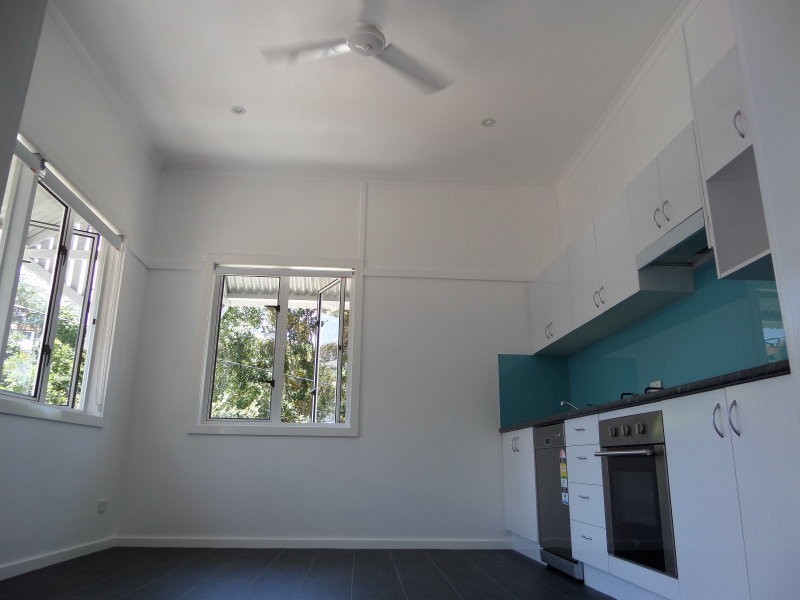 3/2 Harris Lane, Windsor QLD 4030