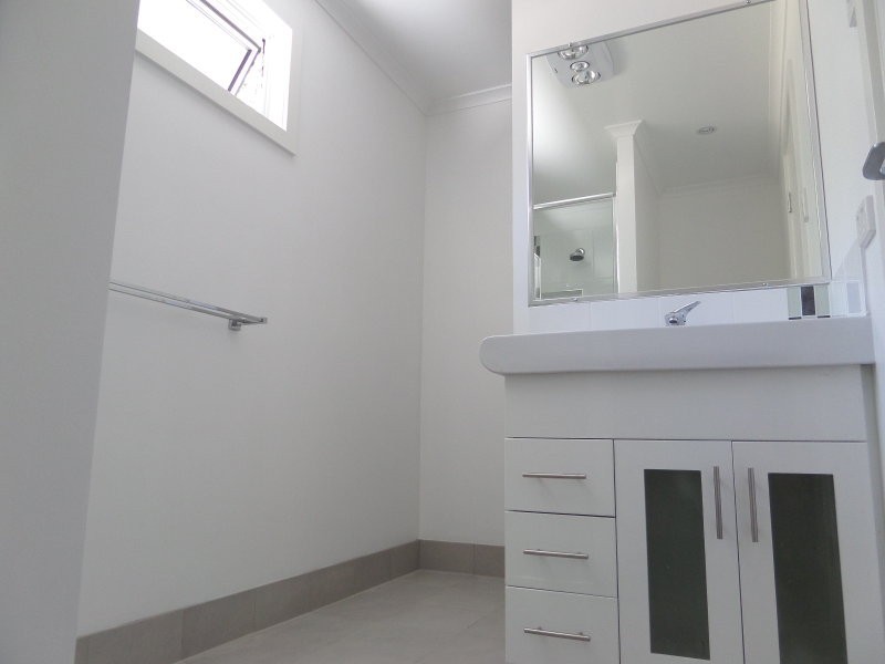 3/2 Harris Lane, Windsor QLD 4030