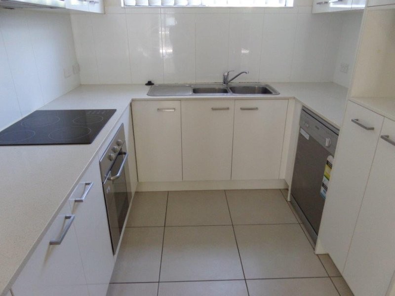 2/8 Kingsmill Street, Chermside QLD 4032