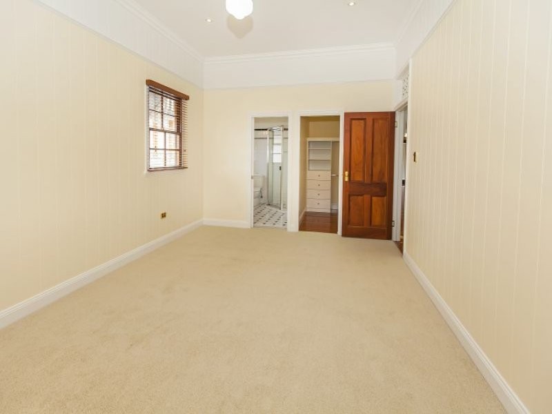 15 Wellington Street, Lutwyche QLD 4030