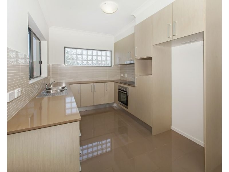 2/12 Percy Street, Zillmere QLD 4034