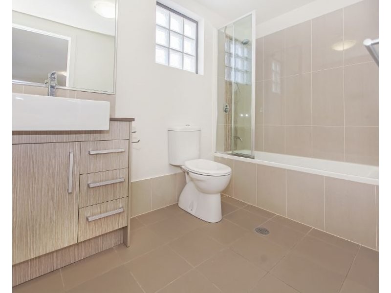 2/12 Percy Street, Zillmere QLD 4034