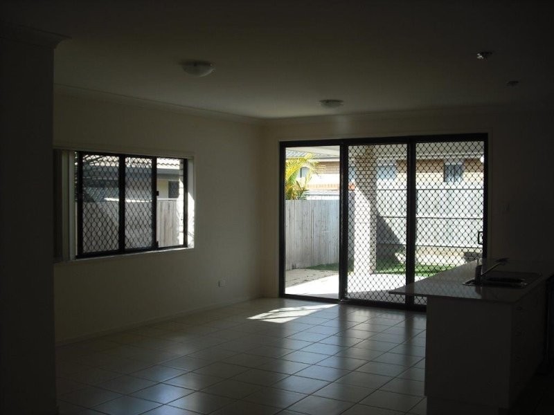 19 Langham Crescent, North Lakes QLD 4509