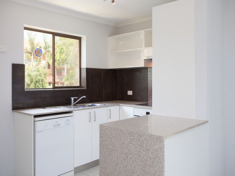 4/49 Railway Parade, Clayfield QLD 4011