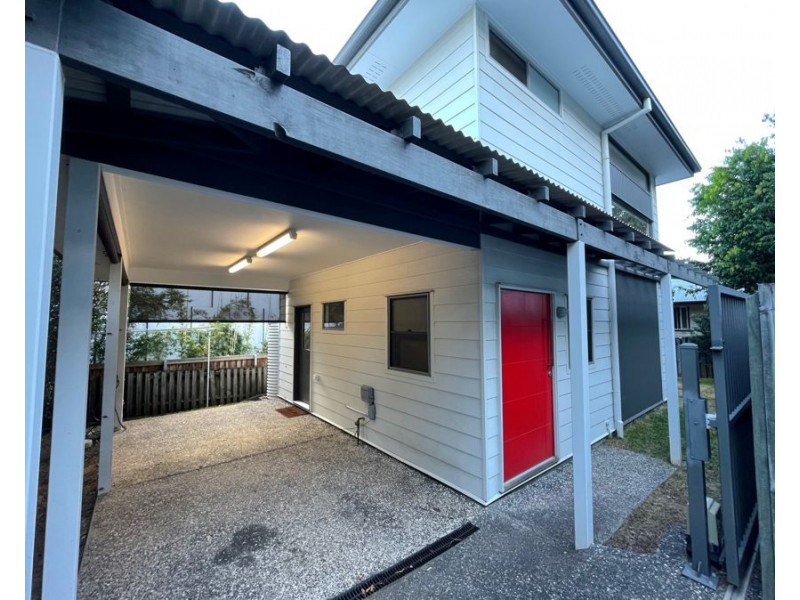 52A Garden Terrace, Newmarket QLD 4051