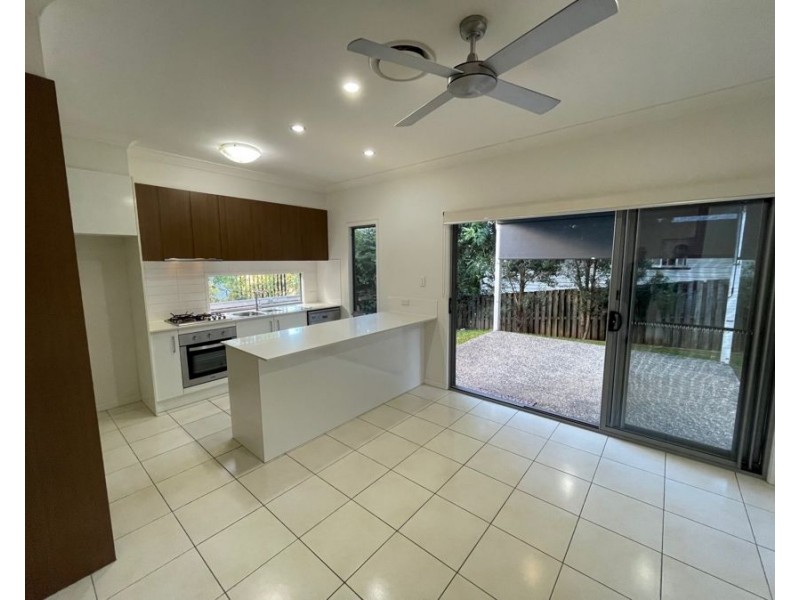 52A Garden Terrace, Newmarket QLD 4051
