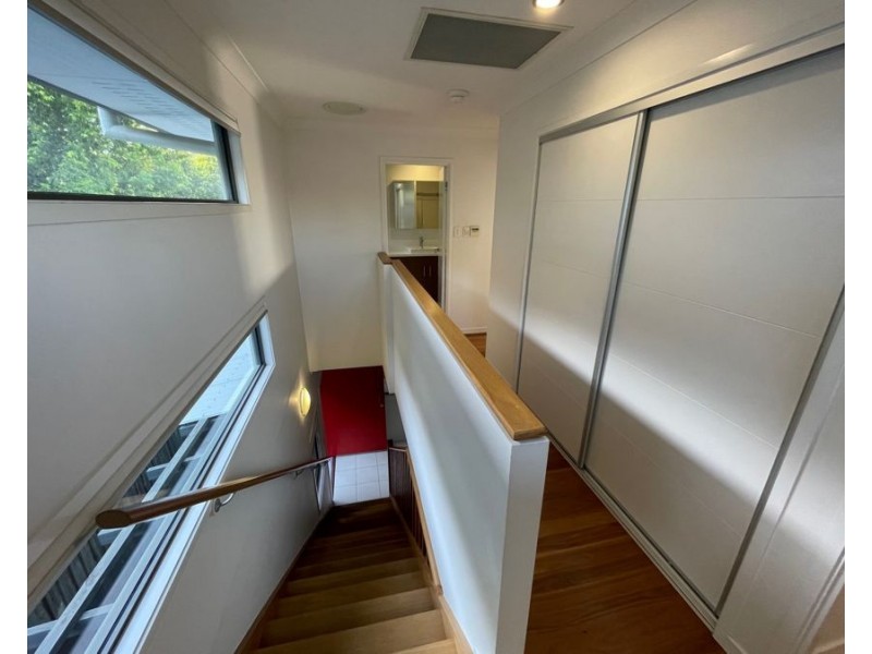 52A Garden Terrace, Newmarket QLD 4051