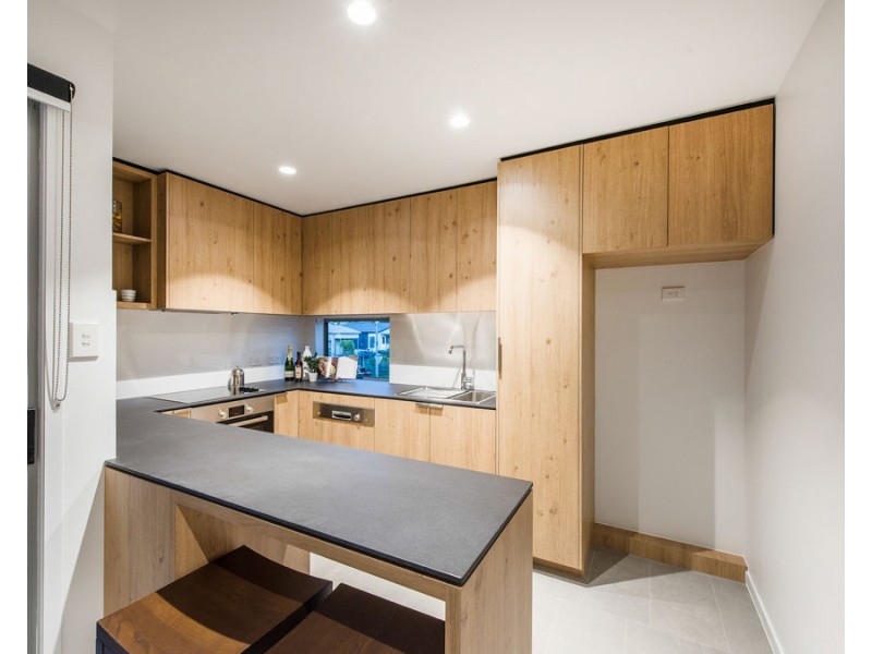 60 Brookfield Road, Kedron QLD 4031