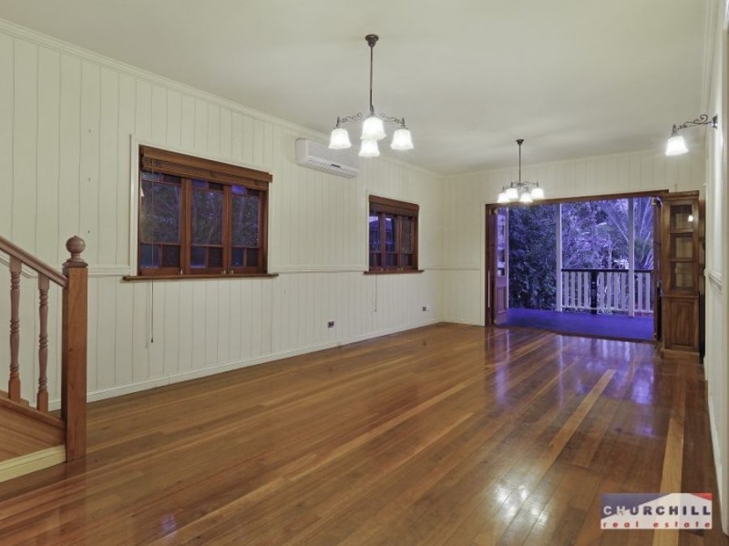 11 Kent Road, Wooloowin QLD 4030