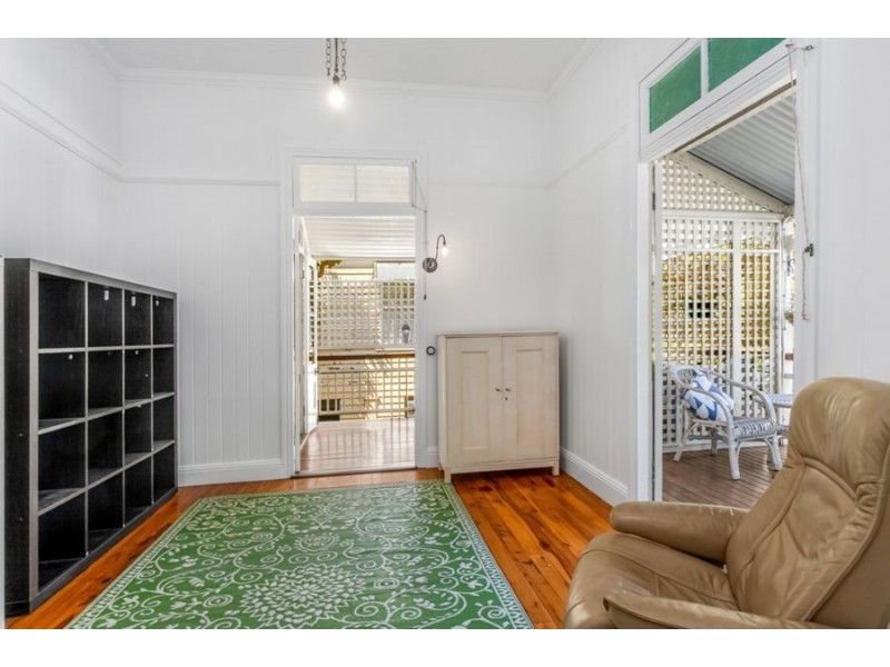 27 Windsor Avenue, Lutwyche QLD 4030