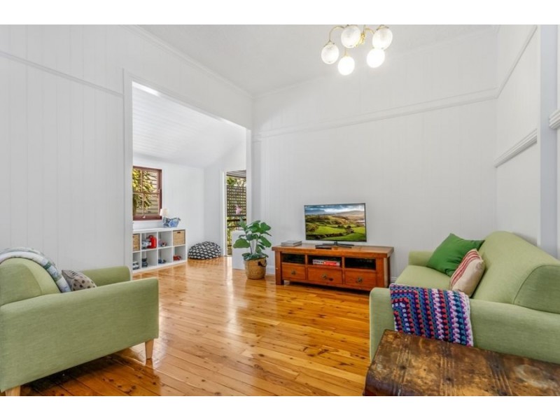 27 Windsor Avenue, Lutwyche QLD 4030