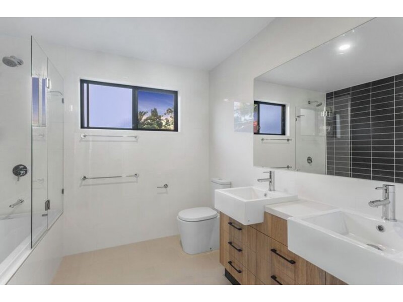 1-3/ 23 Reinhold Crescent, Chermside QLD 4032