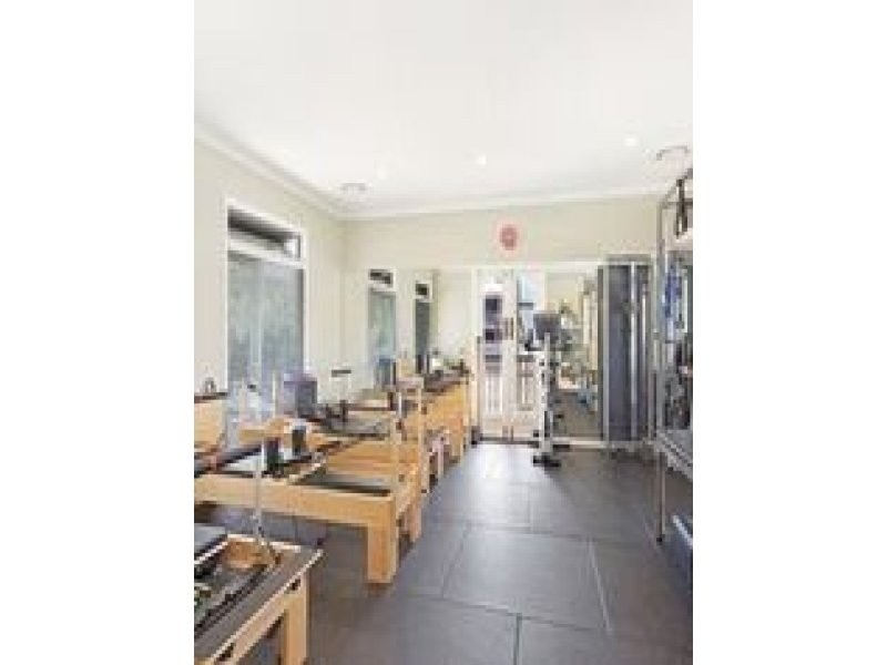 81 Stewart Rd, Ashgrove QLD 4060