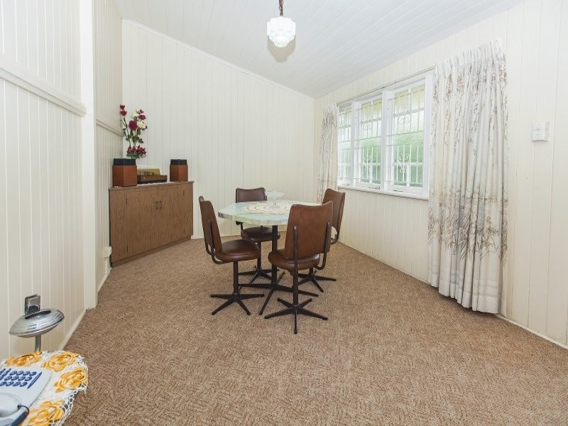 10 Norman Street, Wooloowin QLD 4030