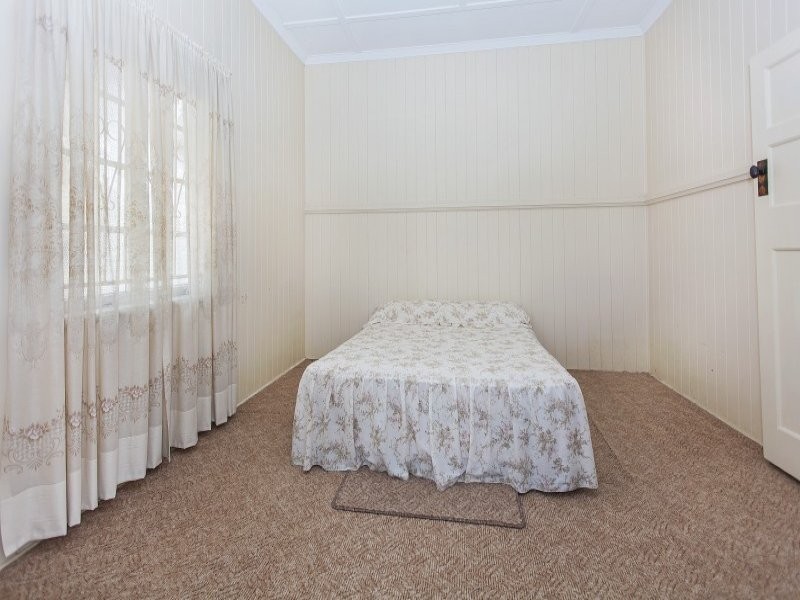 10 Norman Street, Wooloowin QLD 4030