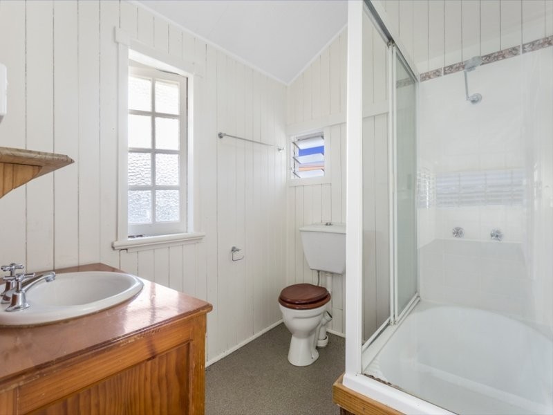 257 Samford Road, Enoggera QLD 4051