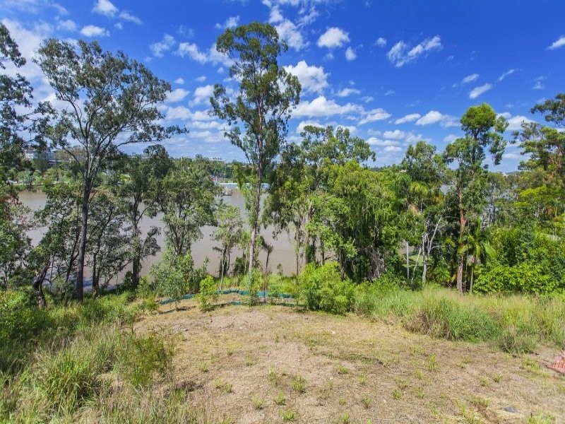 27 Fraser Terrace, Highgate Hill QLD 4101