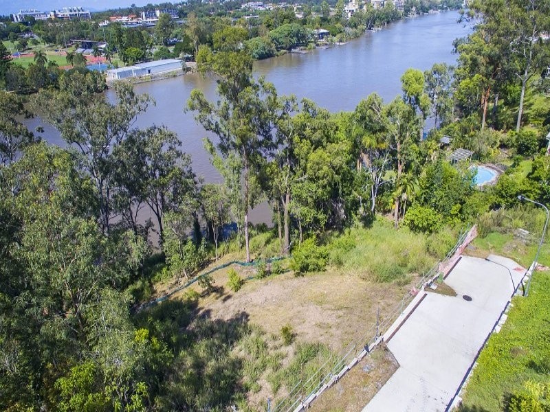 27 Fraser Terrace, Highgate Hill QLD 4101