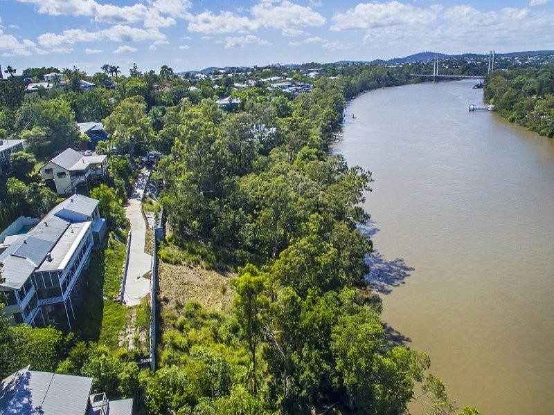 27 Fraser Terrace, Highgate Hill QLD 4101