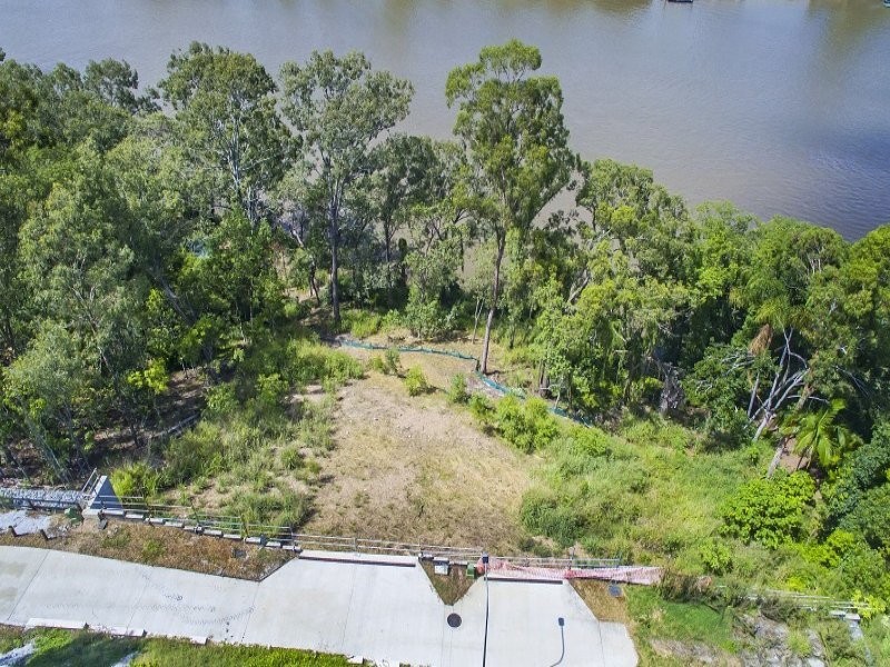 27 Fraser Terrace, Highgate Hill QLD 4101