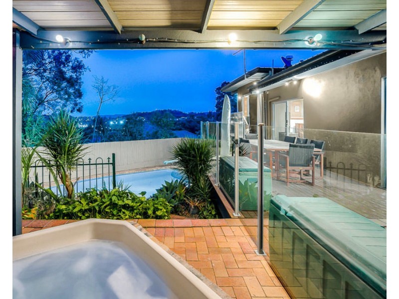 31 Gabon Street, Stafford QLD 4053