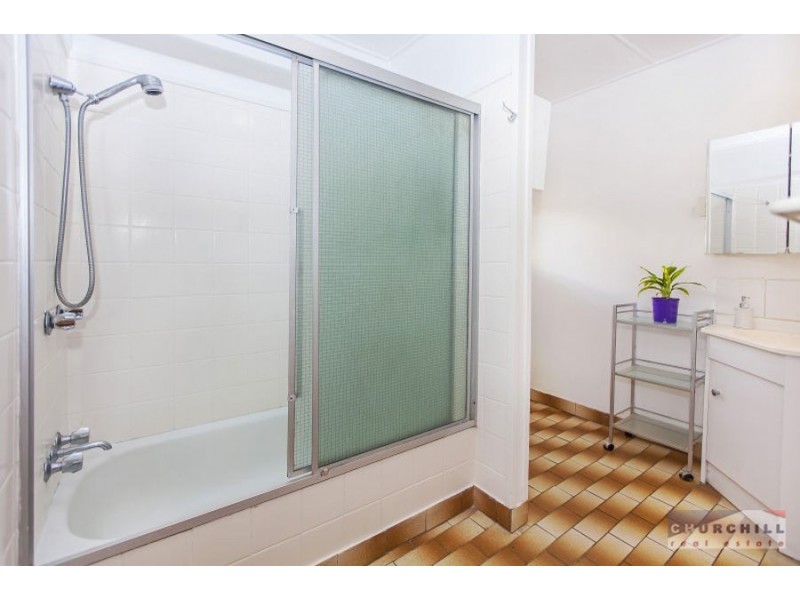 20 Damon Rd, Lutwyche QLD 4030