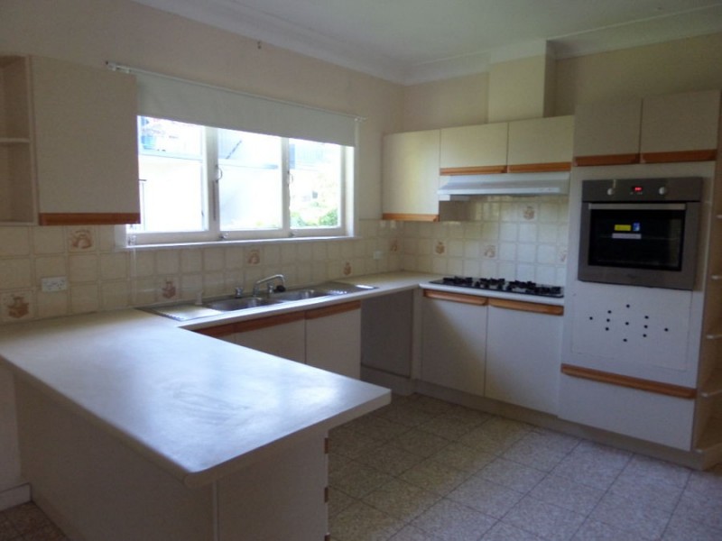 102 Thistle Street, Gordon Park QLD 4031