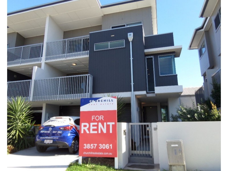 10 Clarence Road, Kedron QLD 4031