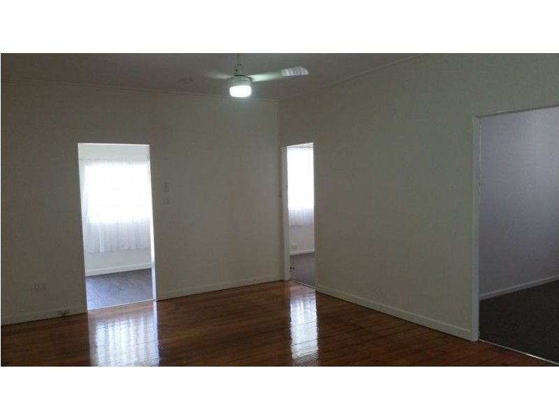 37 Chalk Street, Wooloowin QLD 4030