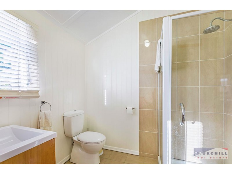 11 Pole St, Northgate QLD 4013