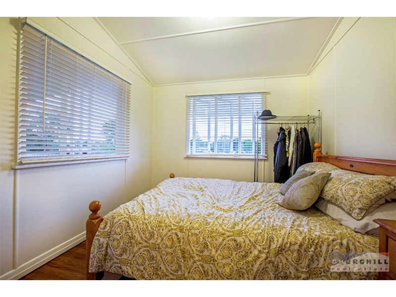 11 Pole St, Northgate QLD 4013