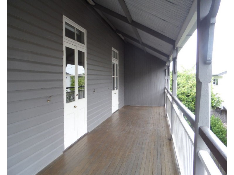 16 Emerald Street, Kedron QLD 4031