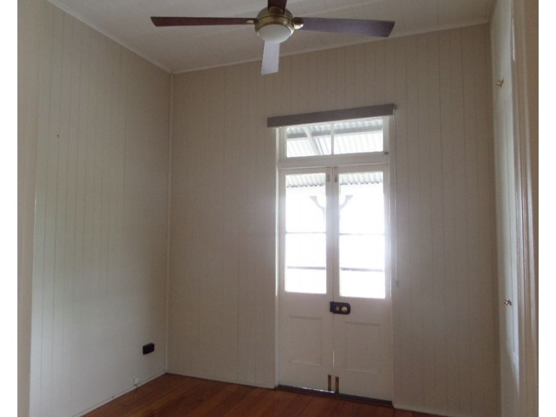 16 Emerald Street, Kedron QLD 4031