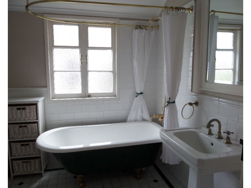 16 Emerald Street, Kedron QLD 4031