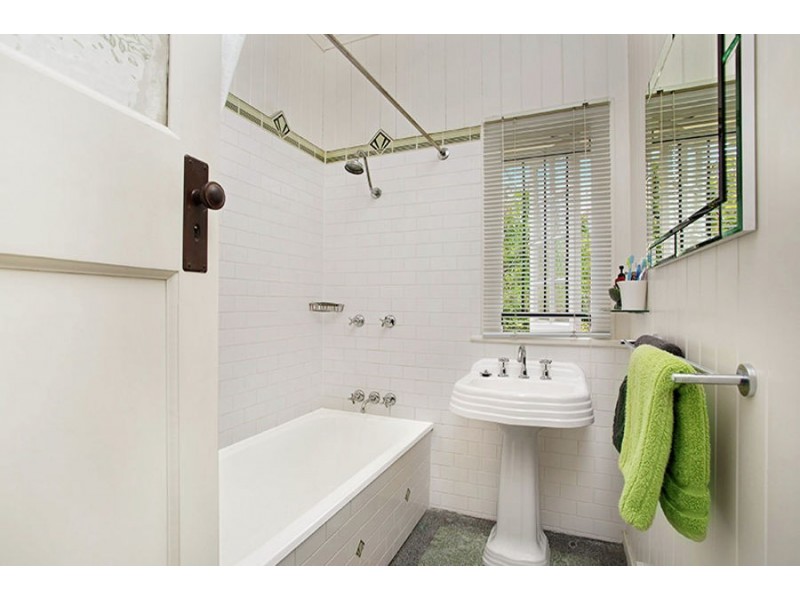 19 Store St, Albion QLD 4010