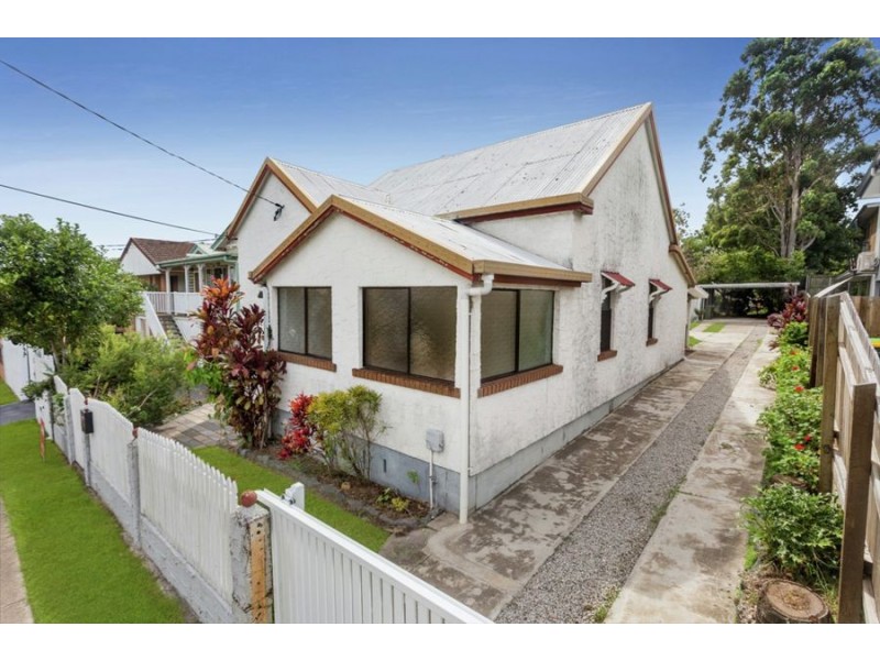 22 Fraser Street, Wooloowin QLD 4030