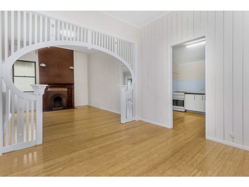 22 Fraser Street, Wooloowin QLD 4030