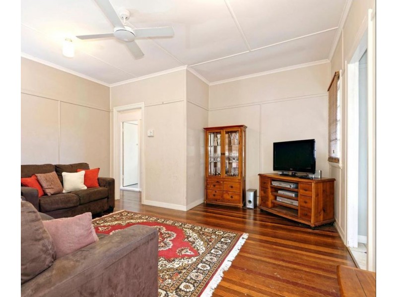 99 Kidgell Street, Stafford QLD 4053