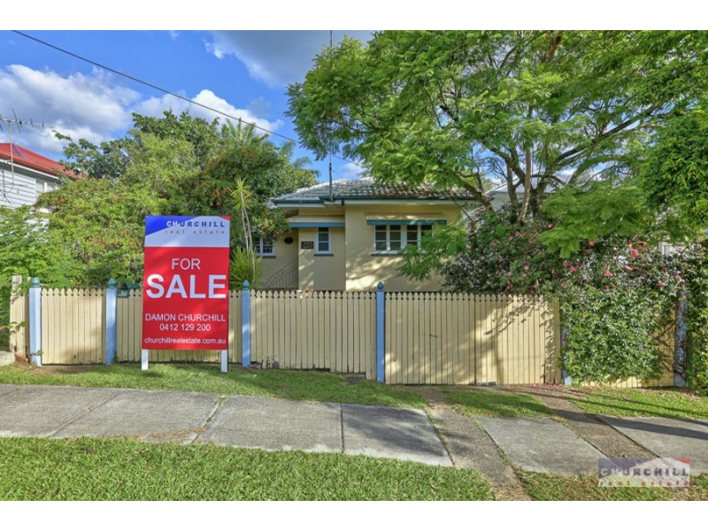 220 Thistle Street, Gordon Park QLD 4031