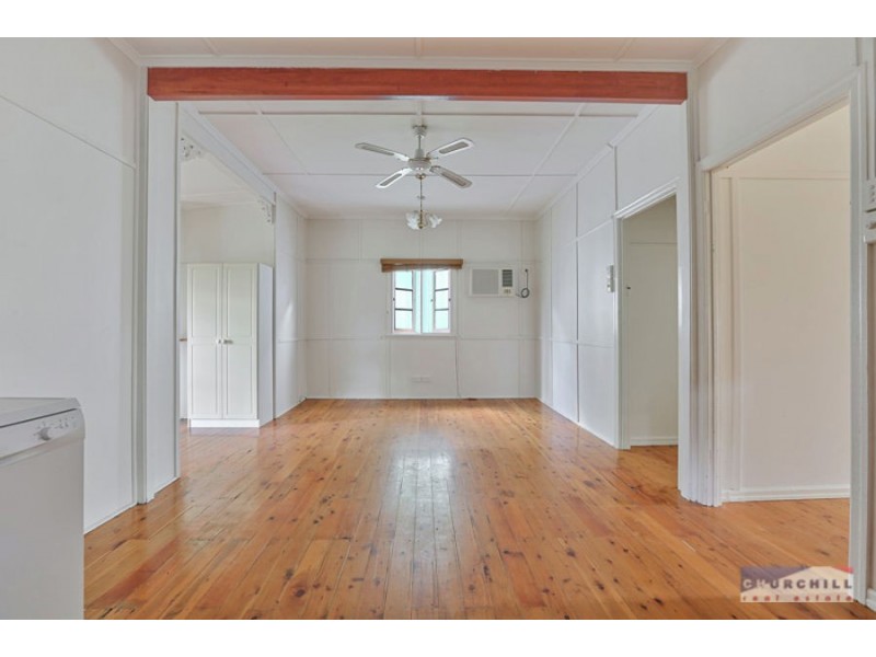 220 Thistle Street, Gordon Park QLD 4031