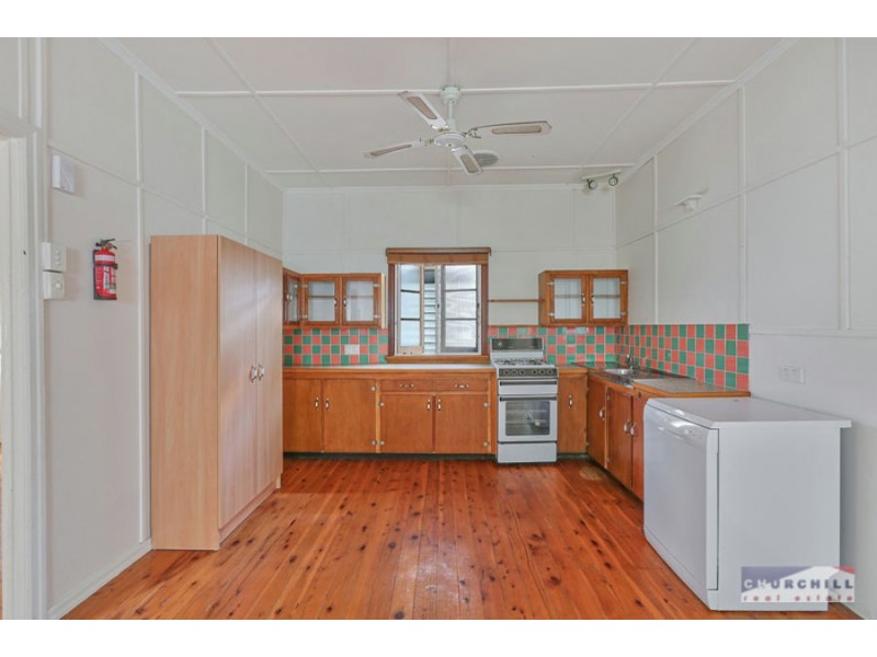 220 Thistle Street, Gordon Park QLD 4031