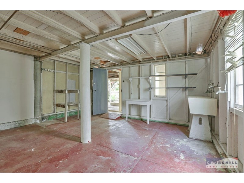 220 Thistle Street, Gordon Park QLD 4031