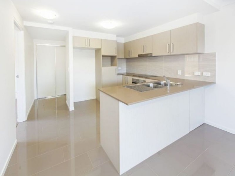 2 12 Percy Street, Zillmere QLD 4034