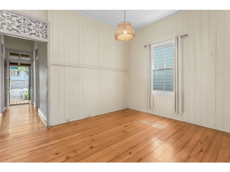 56 McIntyre St, Wooloowin QLD 4030