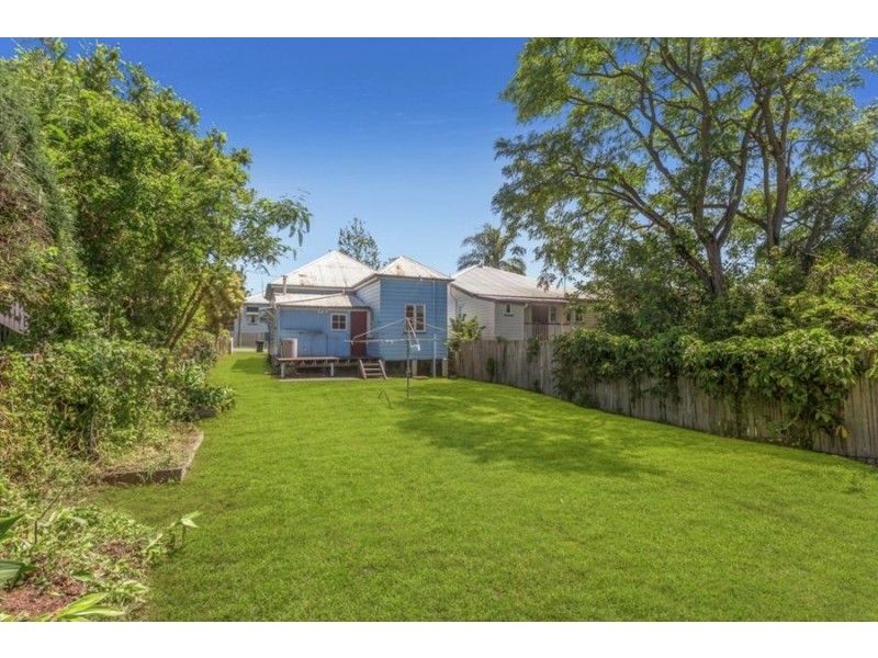 56 McIntyre St, Wooloowin QLD 4030