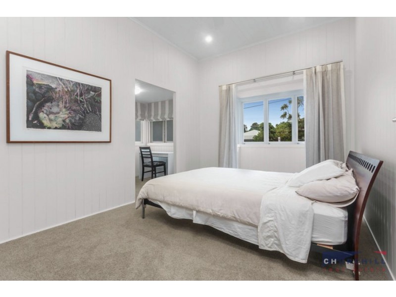 5 Rougham St, Windsor QLD 4030